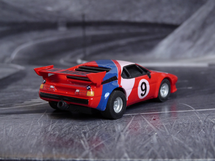 BMW M1 ProCar rot-weiß-blau #9