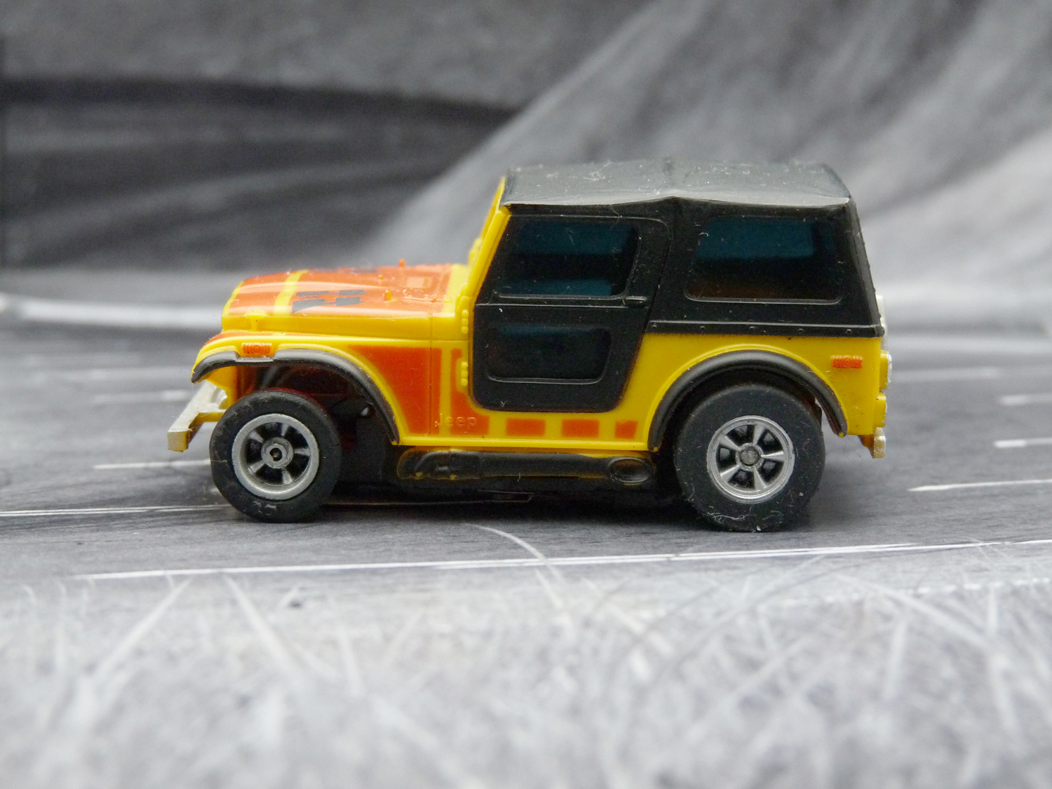 AURORA AFX Jeep CJ-7