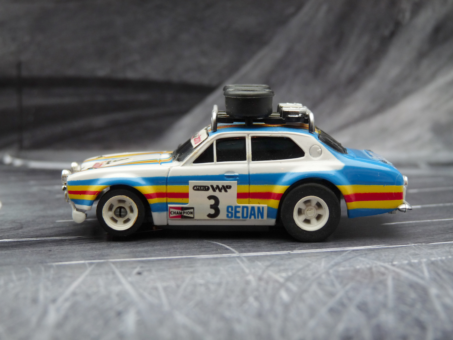 AURORA AFX Ford Escort Rallye Castrol