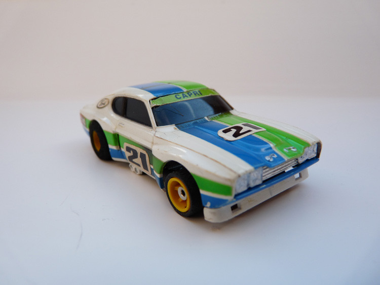 AURORA AFX Ford Capri RS 2600 weiß/grün/blau #21 "European Version"