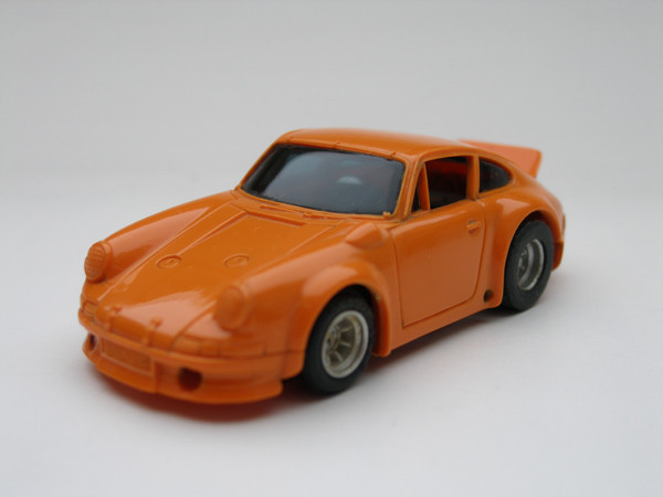 Porsche Carrera orange