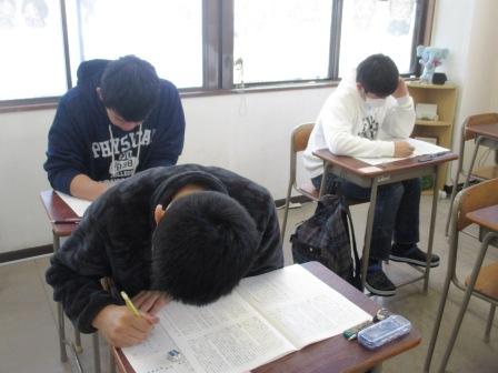 新教研テストを実施しました 郡山市富久山町の学習塾 アイシースクール富久山進学教室