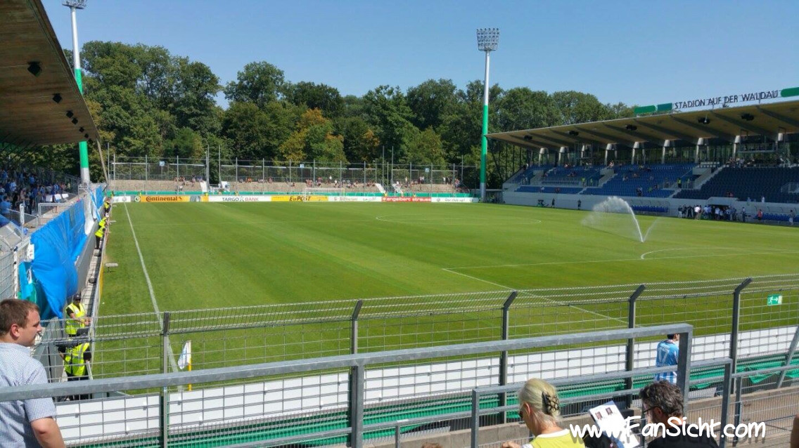 GaziStadion auf der Waldau Stuttgarter Kickers FanSicht Dein Blick