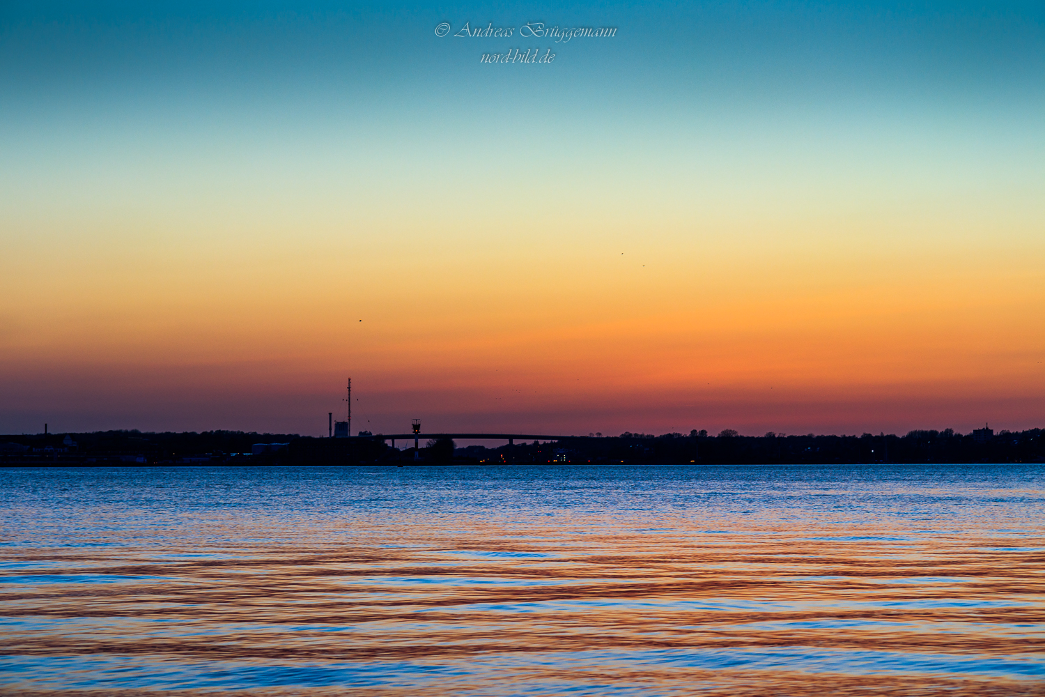 sunset in Kiel - nord-bild