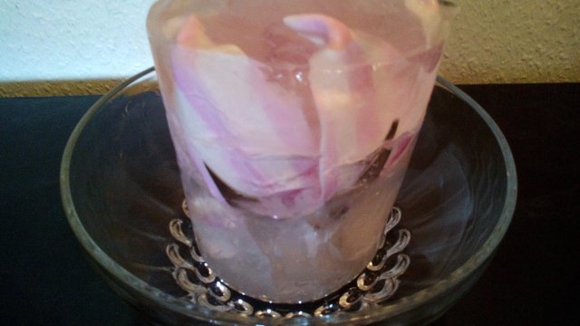 Dekoration Basteln Eisdeko für Geburtstag, Muttertag, Ostern, Vatertag und Weihnachten als Geschenkidee. Deko leicht und einfach DIY Geburtstagsdeko Bastelideen für die Wohnung. Anleitung zum selbermachen. Tolle Tischdekoration Motiv basteln.