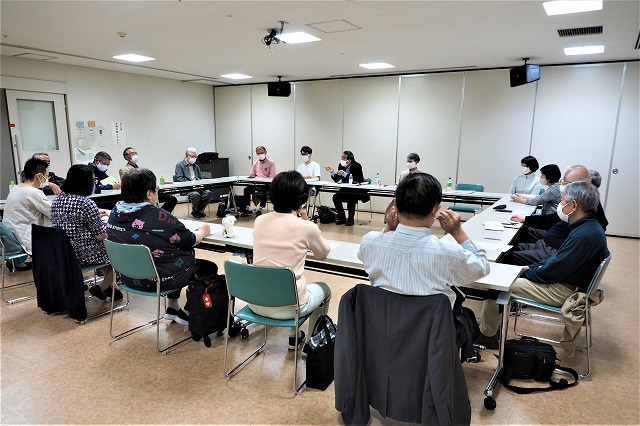 盛人大学国際コーススタッフ会議