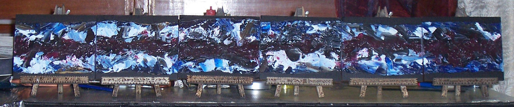 Doriana Guadalaxara I sinistri, creazioni dell' emisfero destro. 2009.  Olio e acrilico su tavola. 6 tele 10x15 con cavalletti in legno pirografato