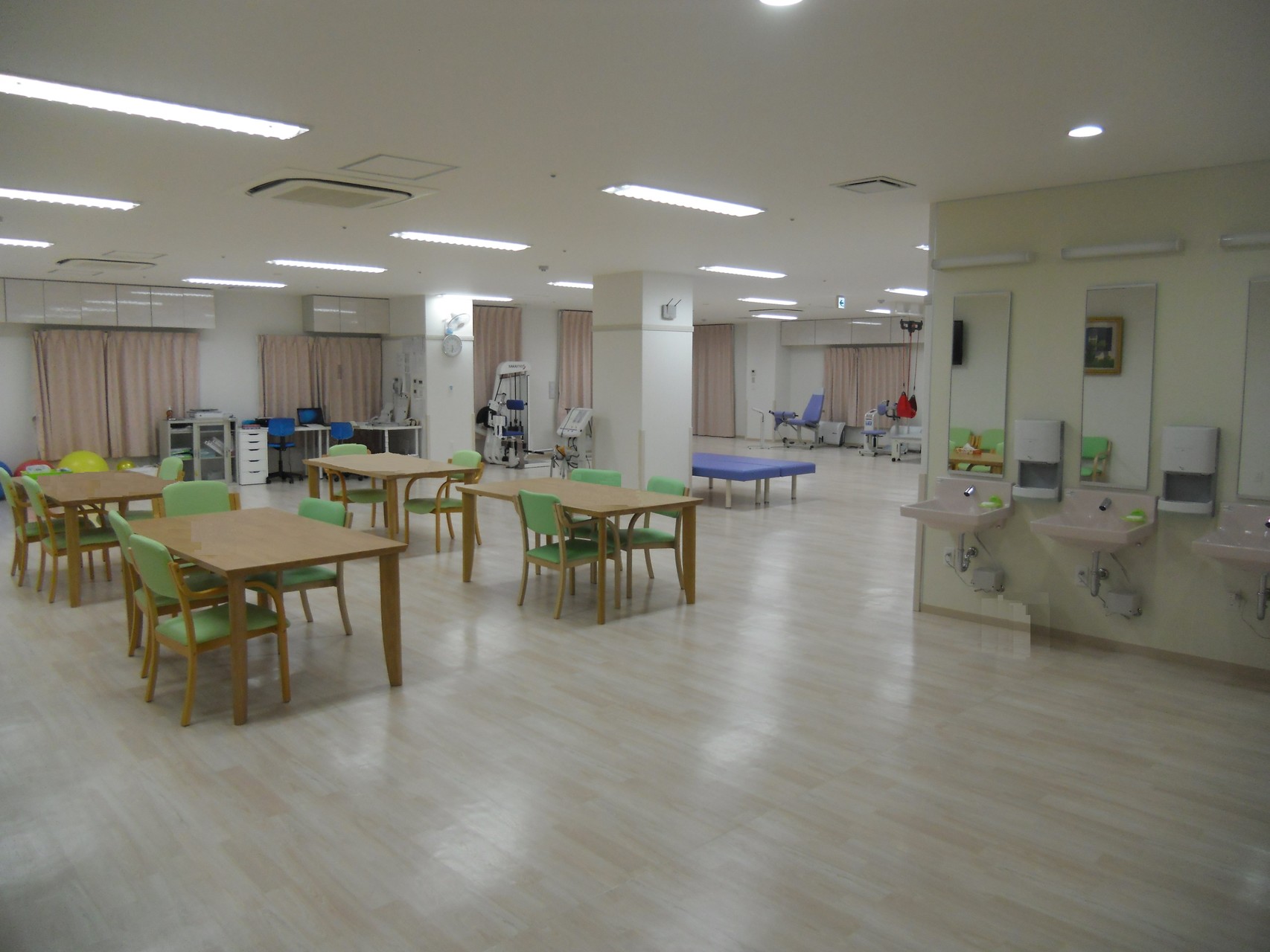 デイケア最大利用定員92名