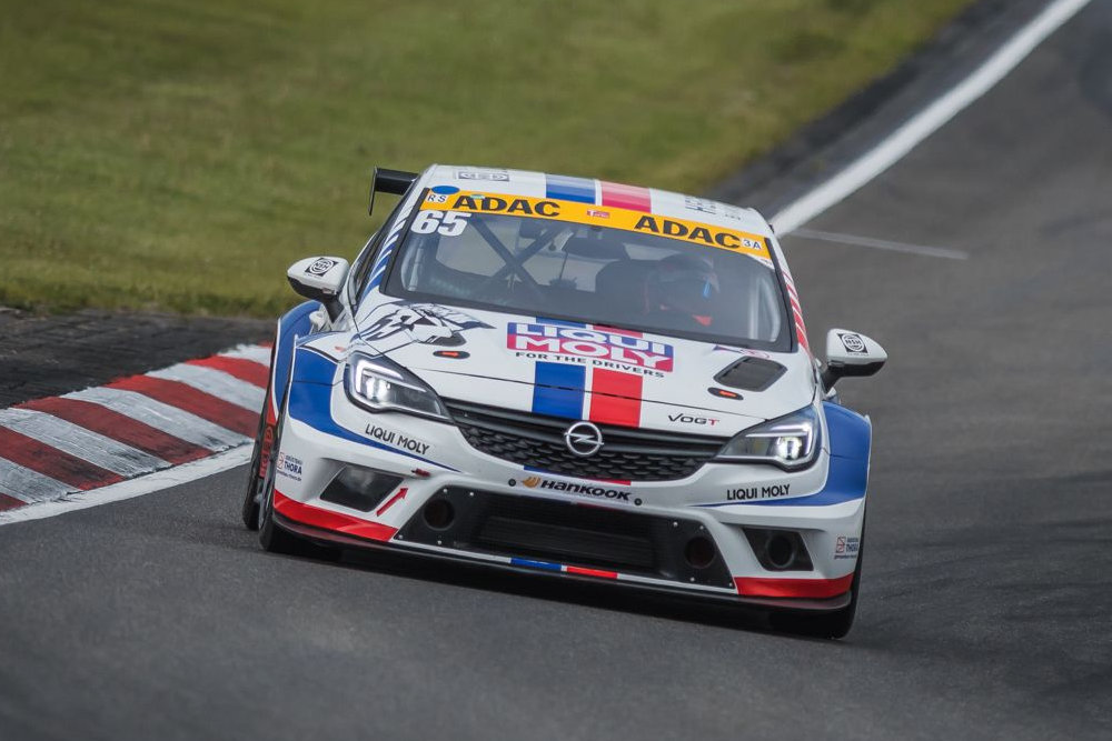 David Vogt feiert zweiten Gesamtrang bei der RCN im Rahmen des 24h-Rennens am Nürburgring