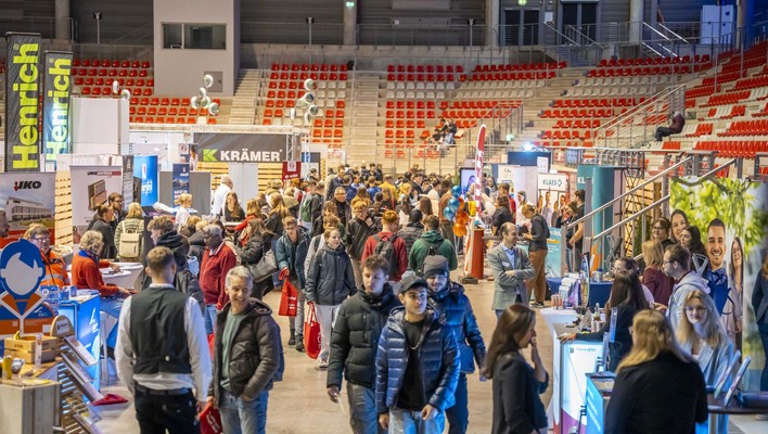 Den Karriere-Motor zünden am Nürburgring: Arbeitgeber präsentieren sich bei Jobmesse im November