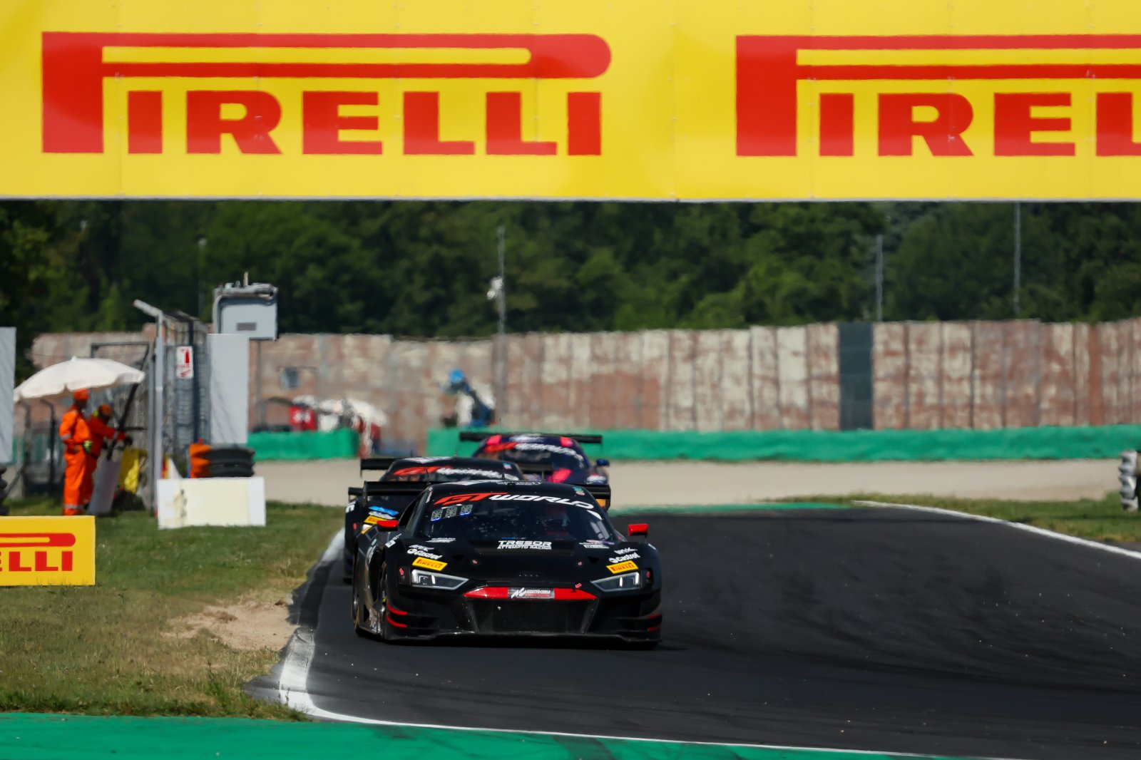 Audi schlägt zurück: Tresor Attempto Racing feiert spektakulären Sieg in Monza