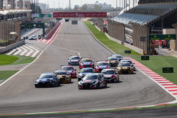 Rennen zwei in Bahrain: Norbert Michelisz feiert ersten Saisonsieg