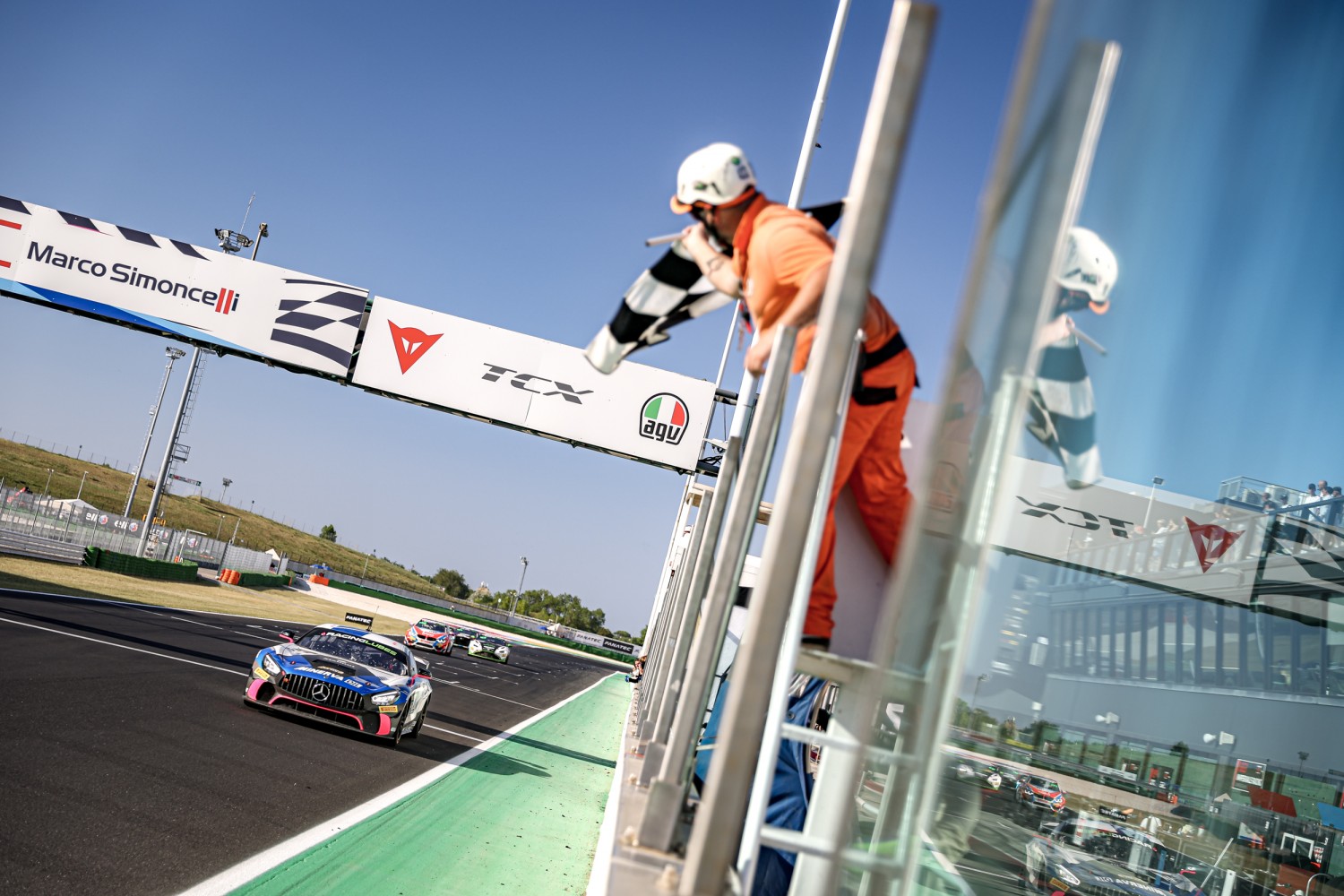 GT4 European Series Samstagsupdate: Qualifying & Rennen 1