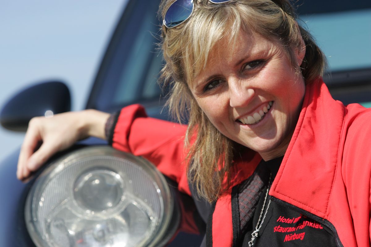 Sabine Schmitz hat im engsten Familien- und Freundeskreis ihre letzte Ruhe gefunden