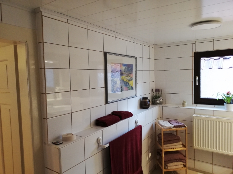 Badezimmer der Ferienwohnung Richter, Bad Bergzabern Blankenborn