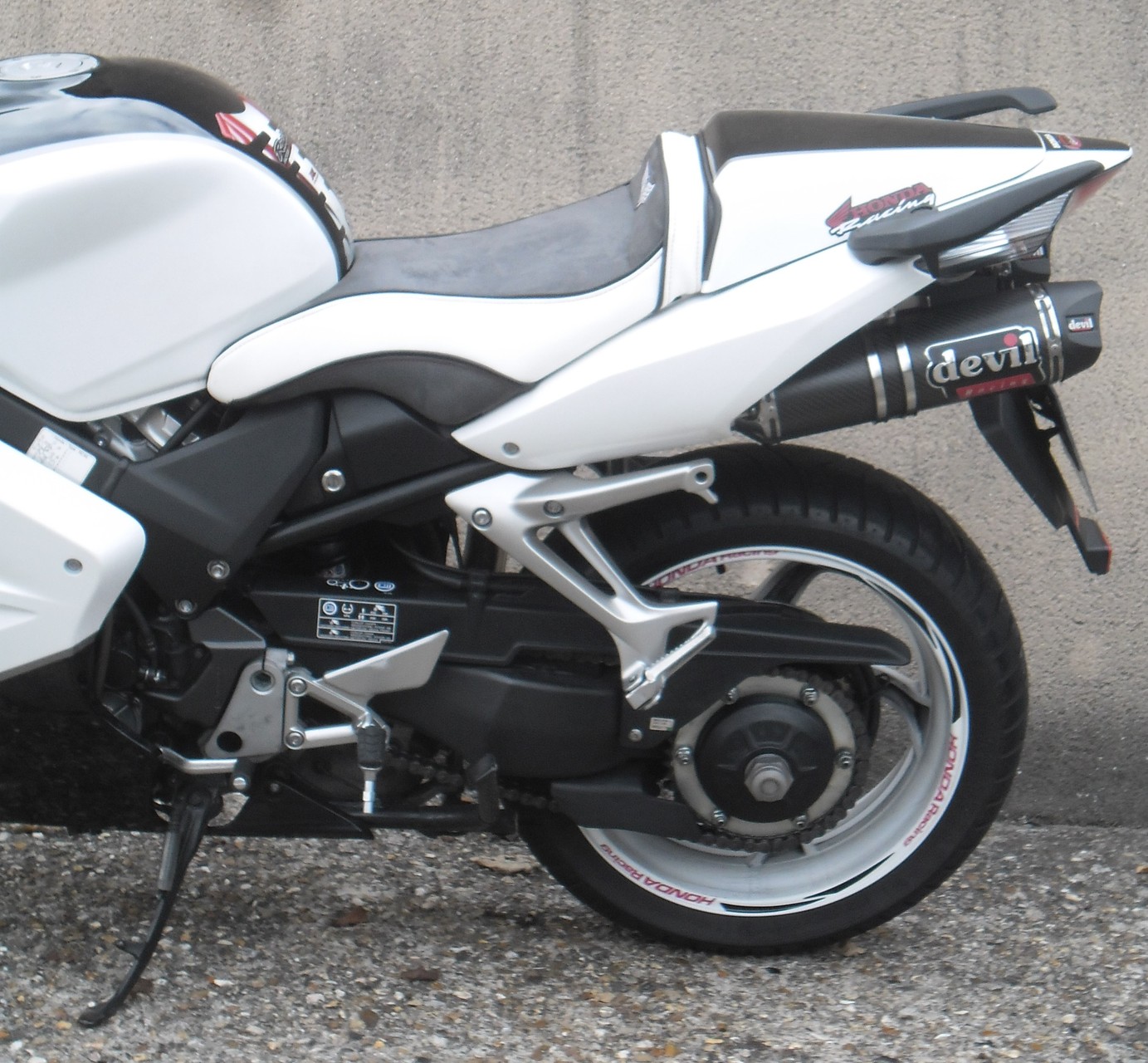 paire de silencieux honda vfr 800 vtec 02 09 paire de silencieux honda vfr 800 vtec 02 09