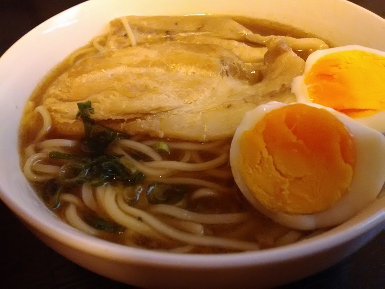 株式会社阿藻珍味さんの「あもちんの尾道ラーメン（熟成生麺）」