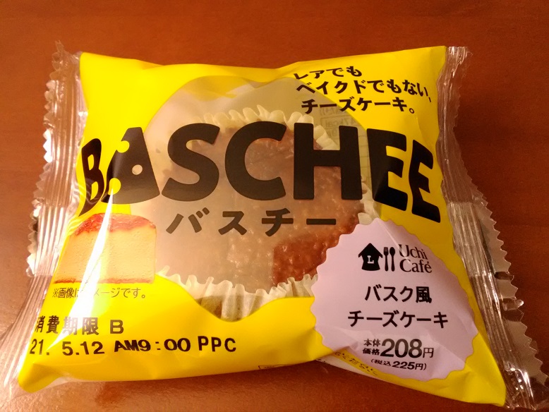 株式会社ローソンさんの「ＢＡＳＣＨＥＥ（バスチー）バスク風チーズケーキ」