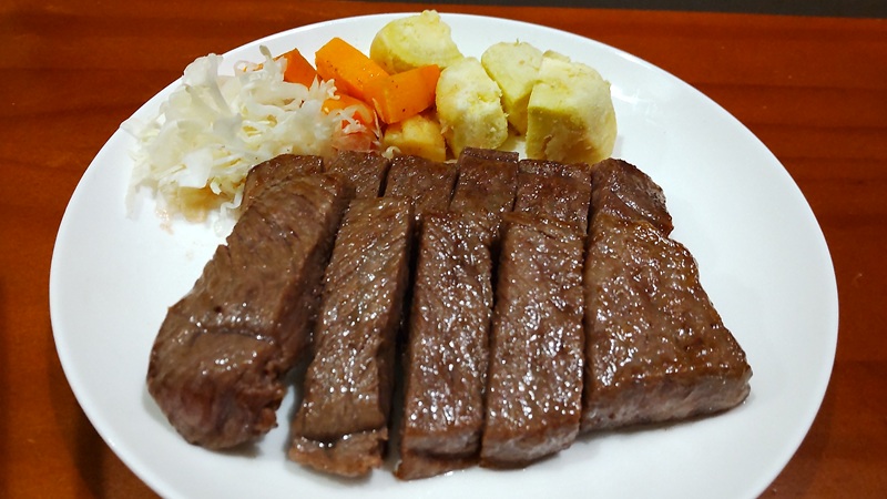 株式会社エブリイさんの「国産 和牛もも(イチボ)ステーキ」