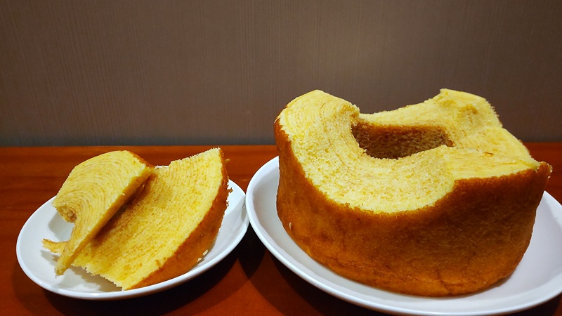 クリート株式会社さん販売の「ちょっとだけ大きなバウムクーヘン」