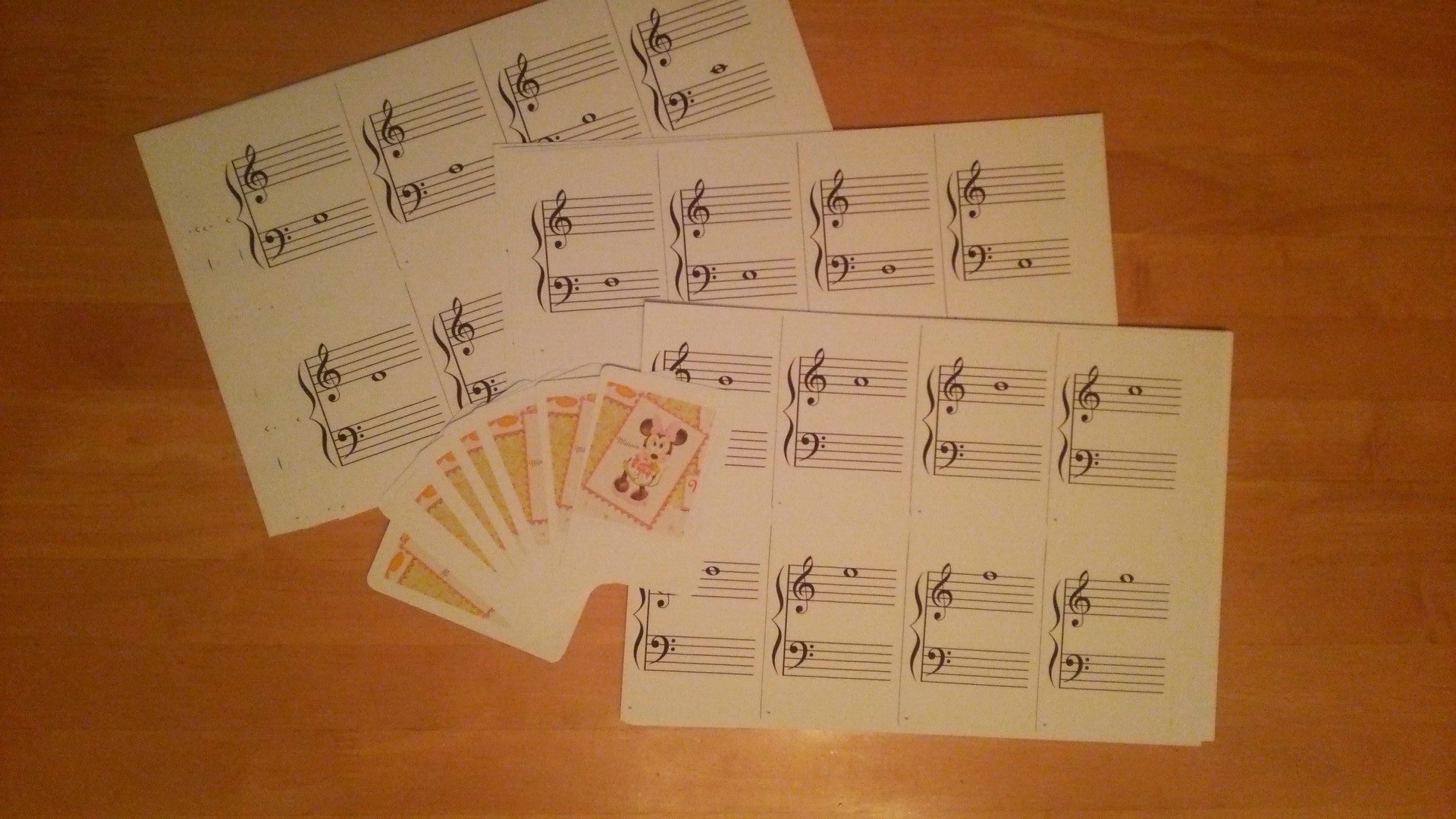 手作り V音符カードだよ さいたま市緑区のピアノ教室 愛 Piano