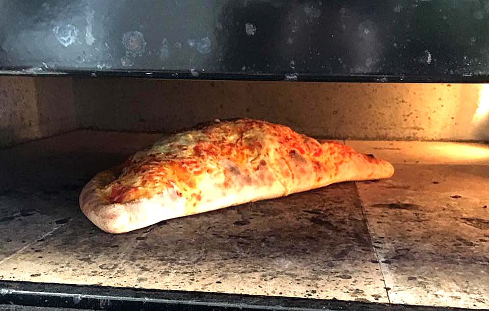 Pizza Calzone