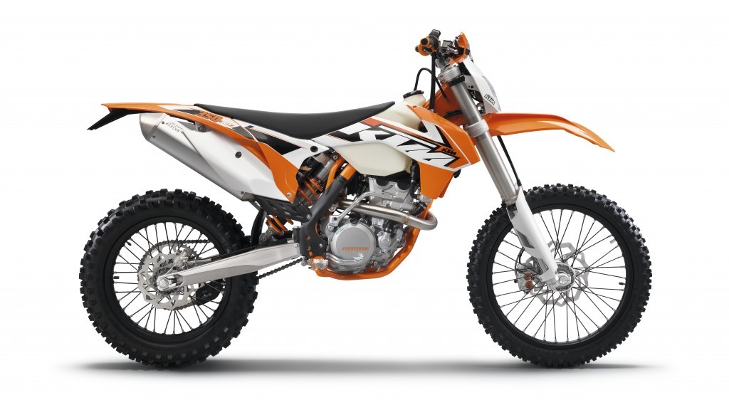 KTM 640SM用？EXC用？モタードリアホイール【レストアベース】