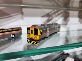 三鶯、台湾DR1000プラ製完成品 - 南洋物産株式会社 NANYO BUSSAN 三鶯、台湾DR1000プラ製完成品 - 南洋物産株式会社 NANYO BUSSAN