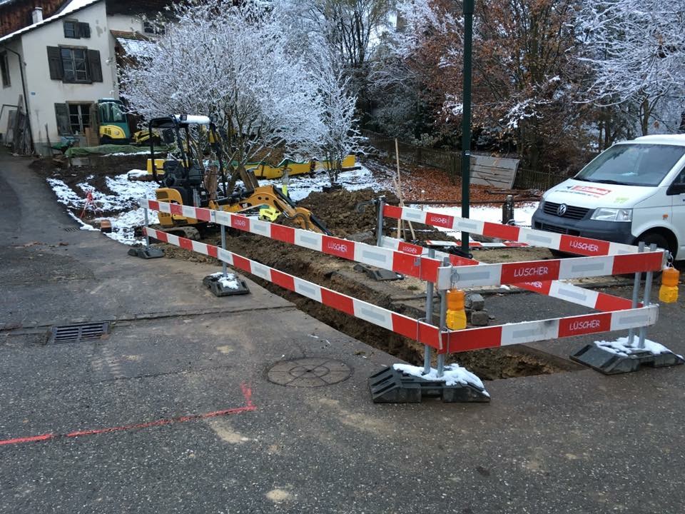 Neuer Wasser / Elektro Anschluss in Langenbruck 