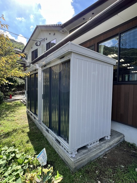 基礎からしっかり仕上げた、物置施工