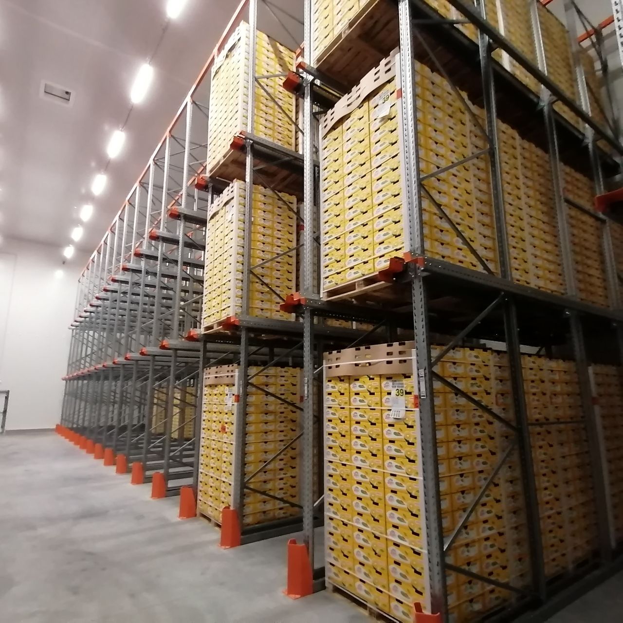Fourniture et pose de 2 blocs d'accumulation grande hauteur (82)