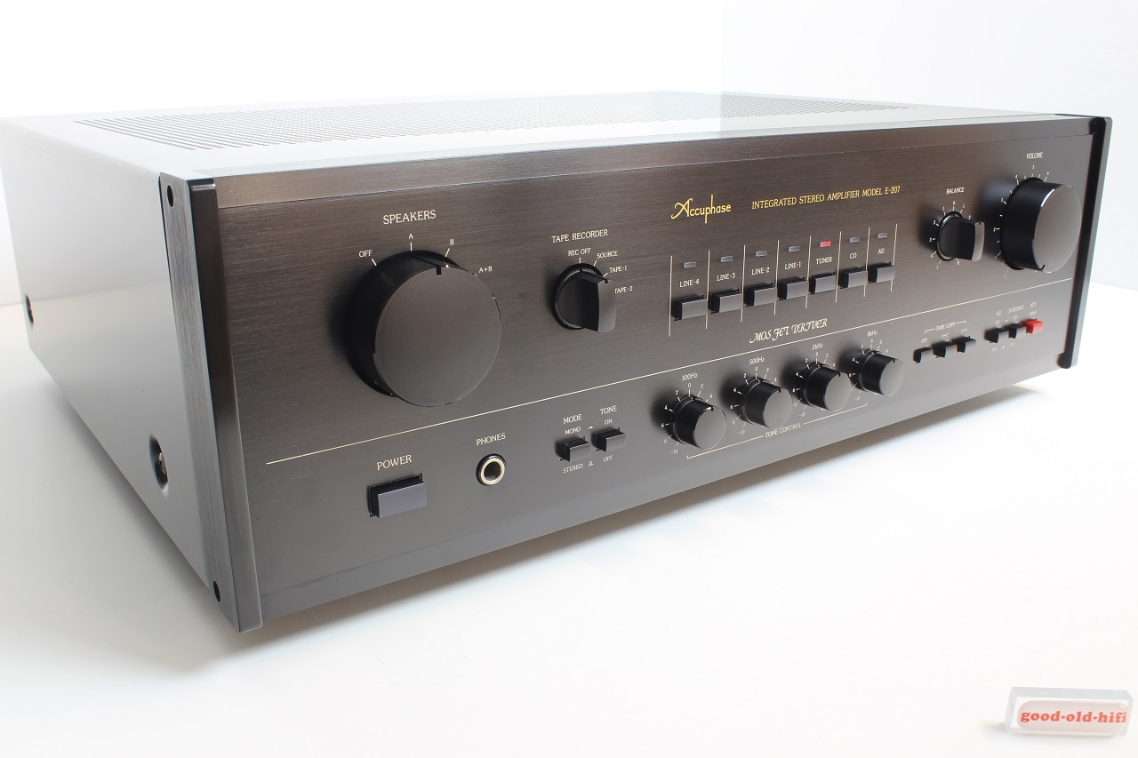 Accuphase E-207