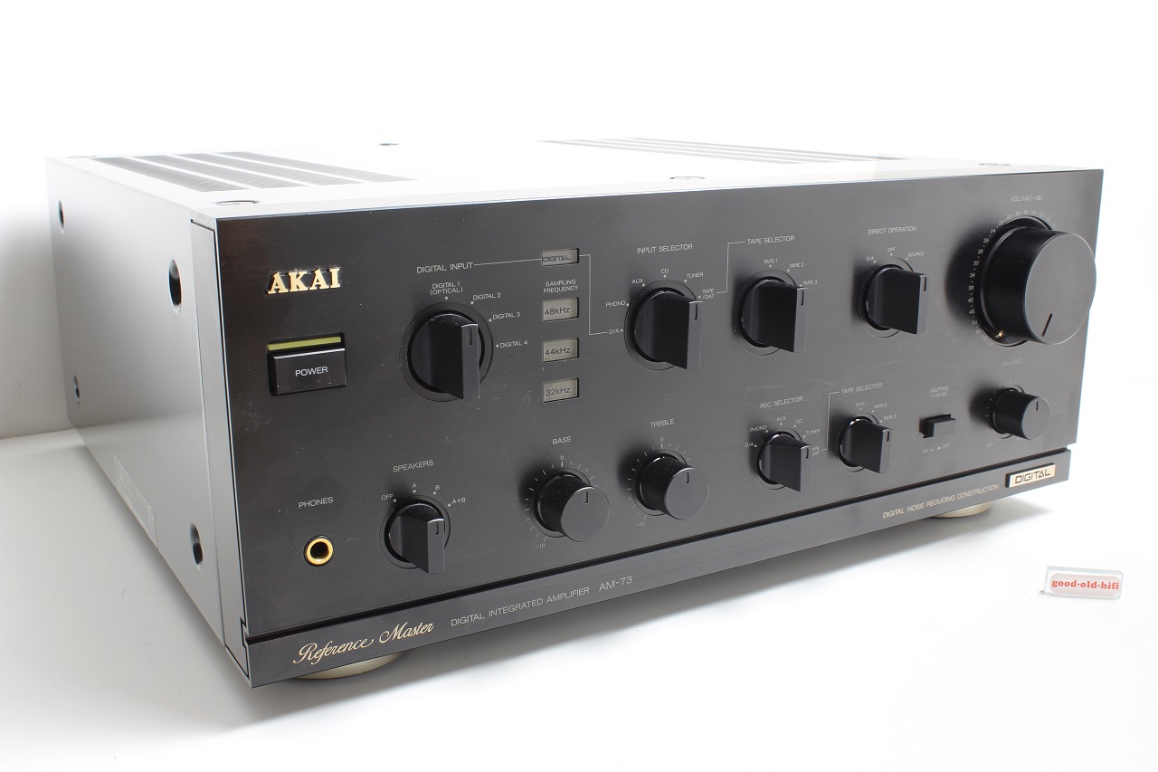 Akai AM-73