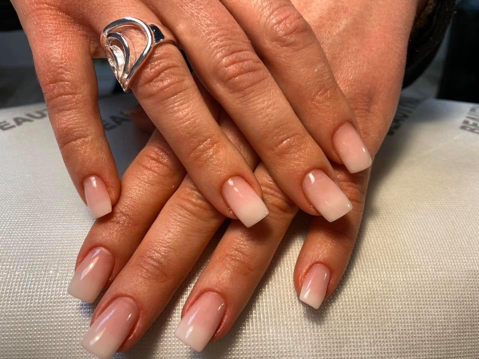 Album Photo Institut Ongles Nails Esthetic Les Pieux