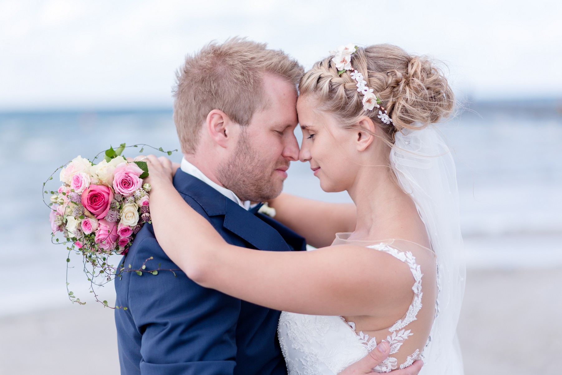 Emotionale Strandhochzeit In Stein Hochzeitsfotografin In Kiel
