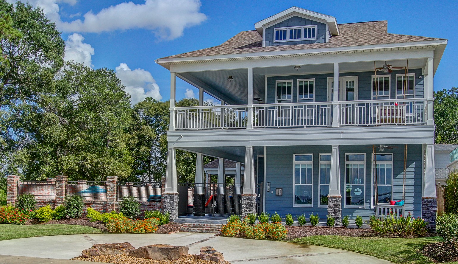 TUPPER HOMES Design & Construction