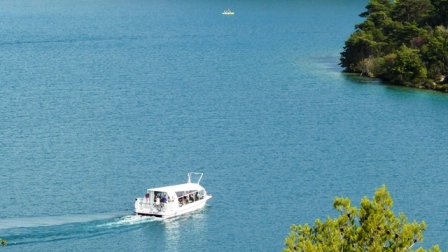 Ballade sur le Lac d'Esparron