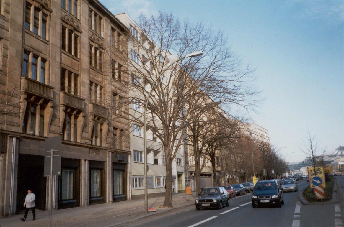 Potsdamer Str. 74/29,  2005