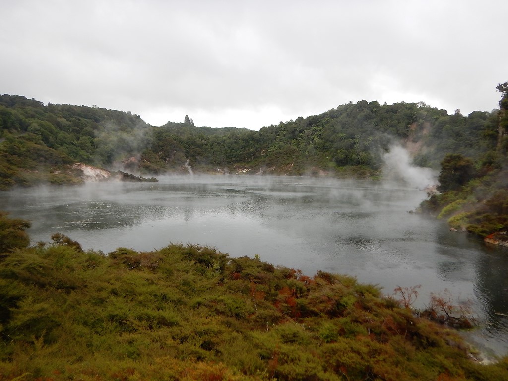 Whaimangu Valley volcanic zone