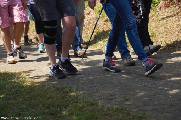 Start der Höhlenwanderung