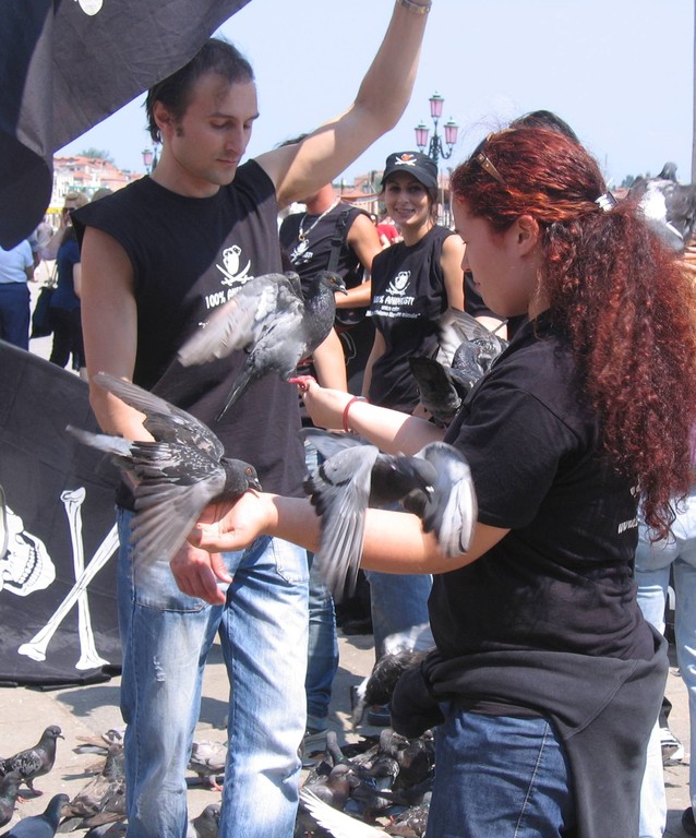 Demo von Taubenfutterhändlern