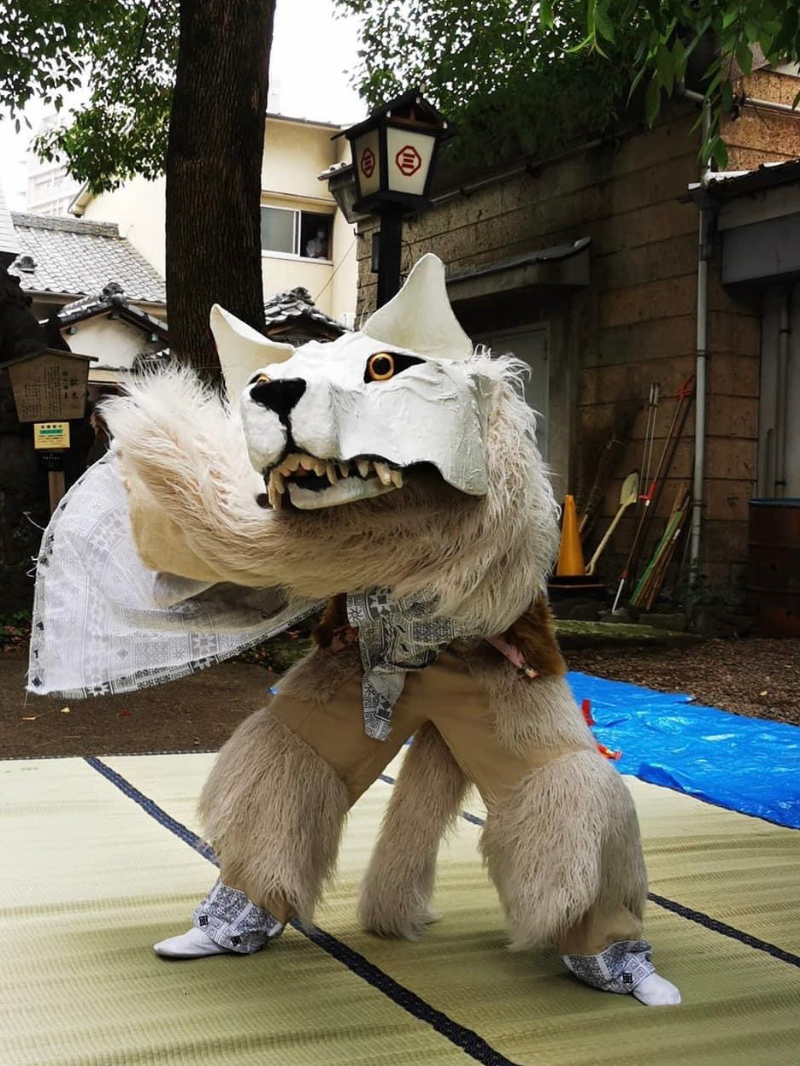 御眷属の山犬の舞