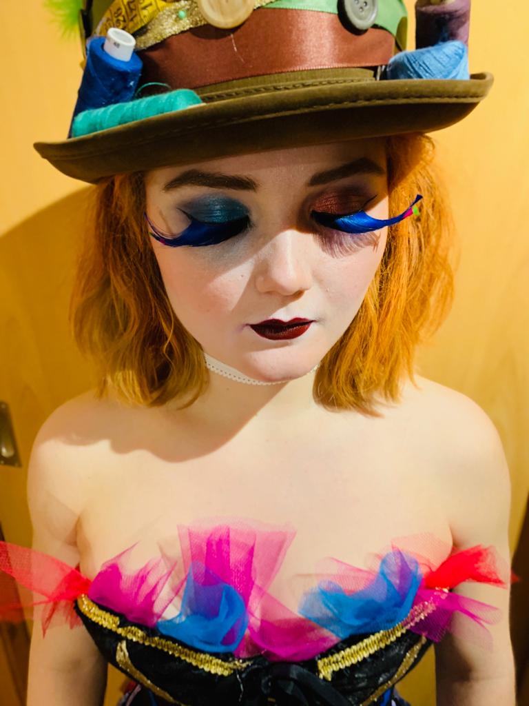 Kostüm + Hair& Make-up - Hutmacher "Alice im Wunderland" Model F. Baldauf