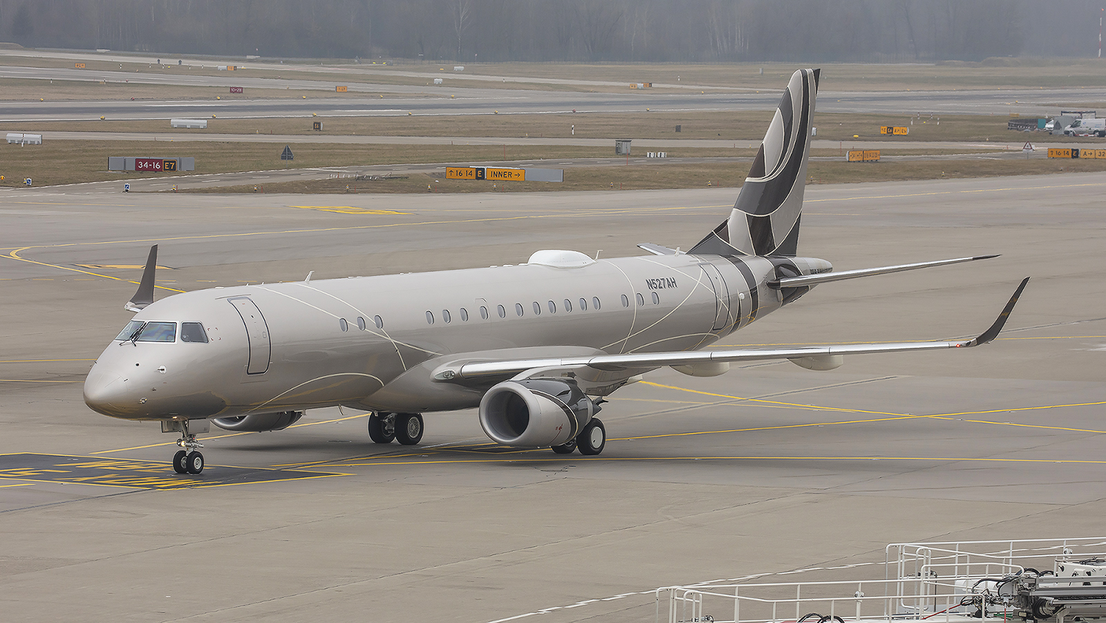  Embraer Lineage 1000 (ERJ-190 Lineage Asset Company