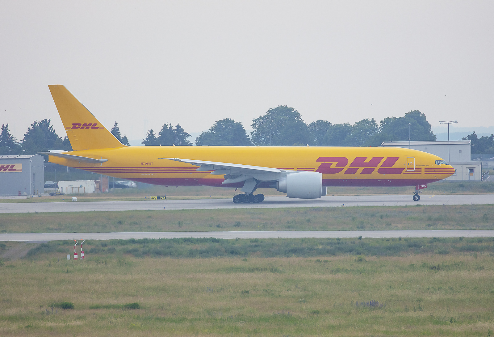 Southern Air betreibt diese Boeing 777 für den DHL, die eigentlich zu Aerologic gehen sollte.