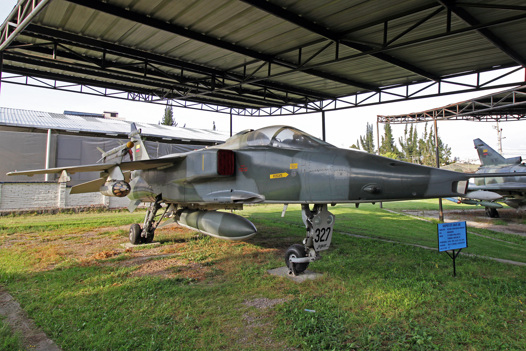 Fuerza Aérea Ecuatoriana Sepecat Jaguar ES FAE-327