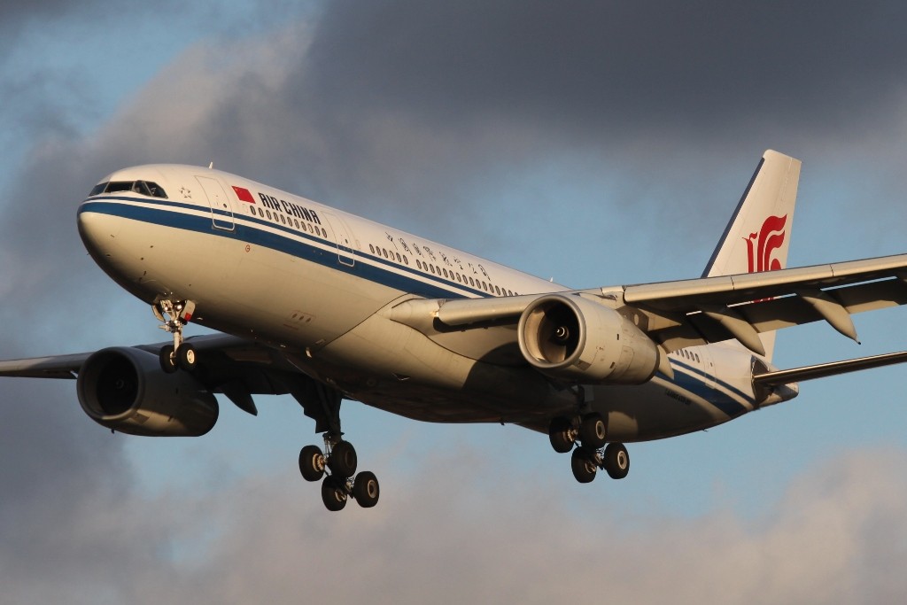 Die Air China flog damals noch mit A 330 nach LHR