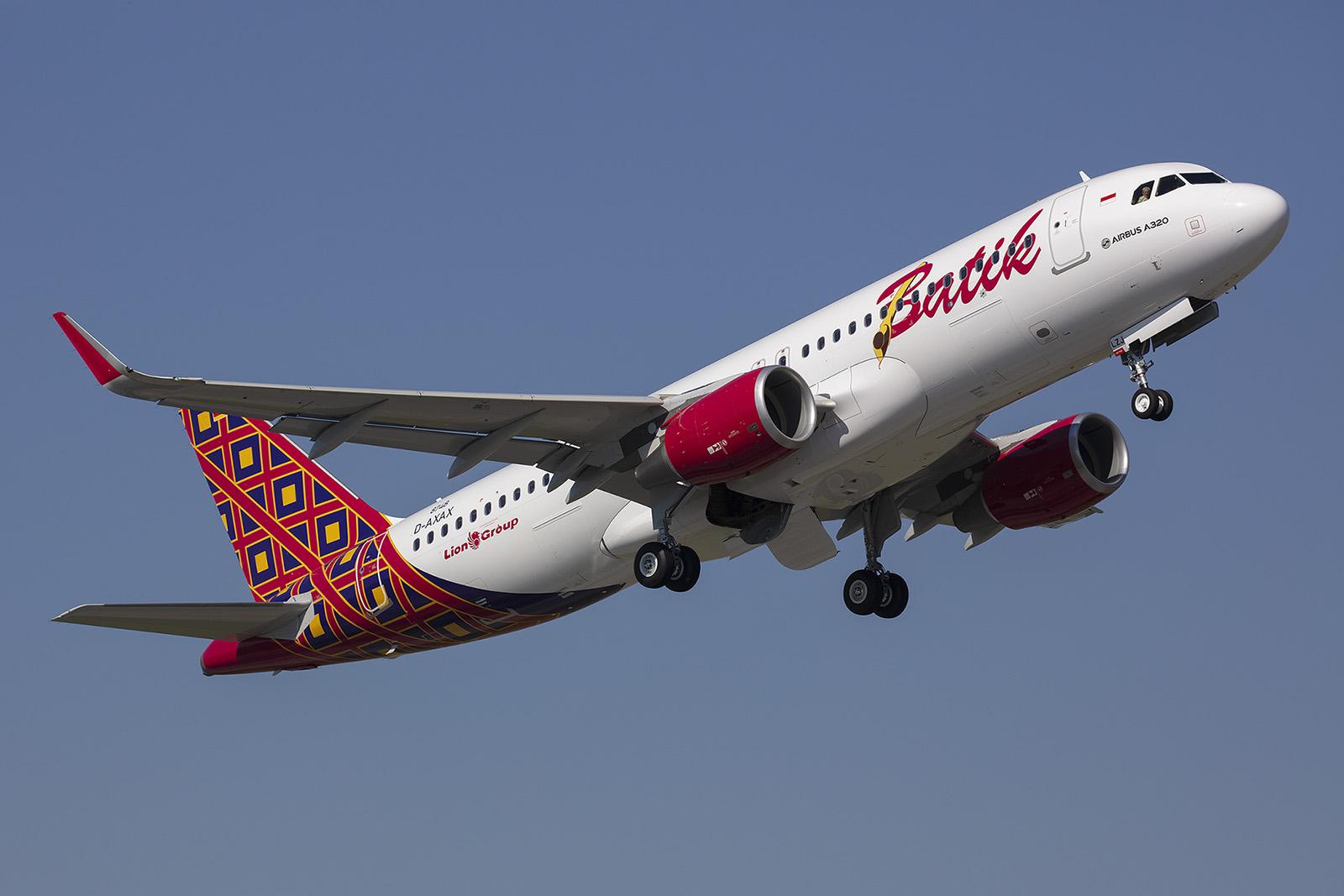 Batik Air gehört zur Lion Group in Südostasien. Dieser A 320 wird später in Indonesien beheimatet sein.