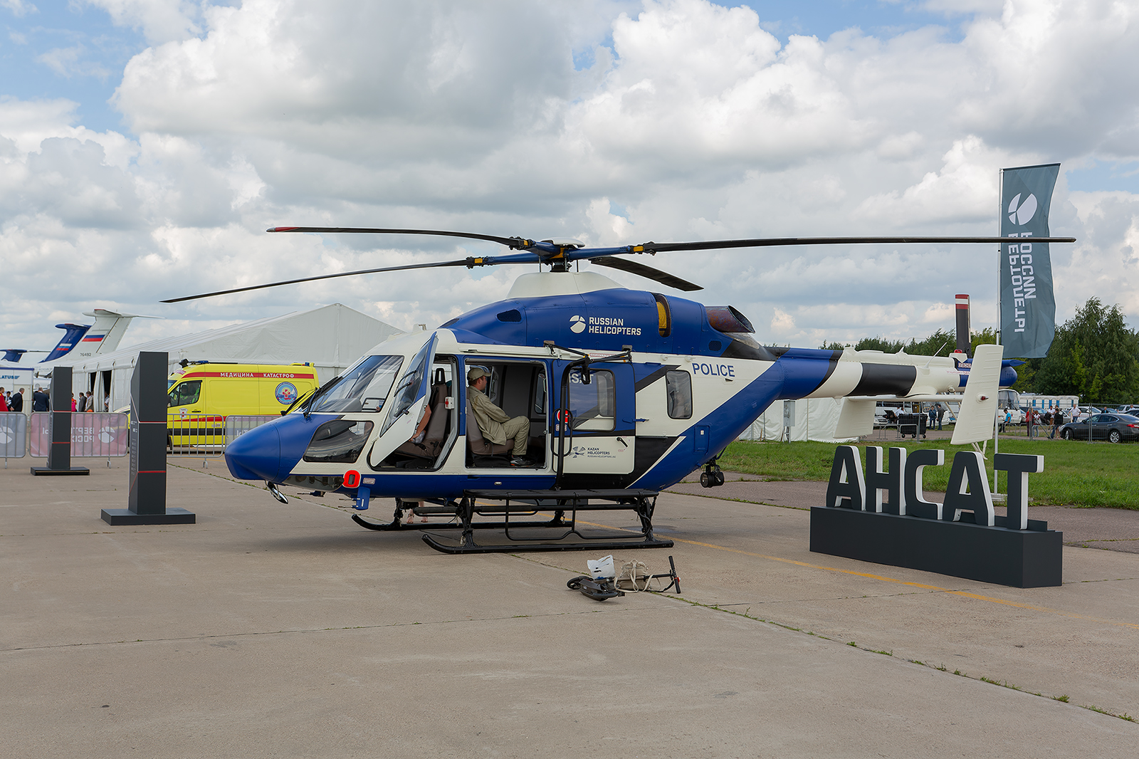 Der leichte Hubschrauber ANSAT 