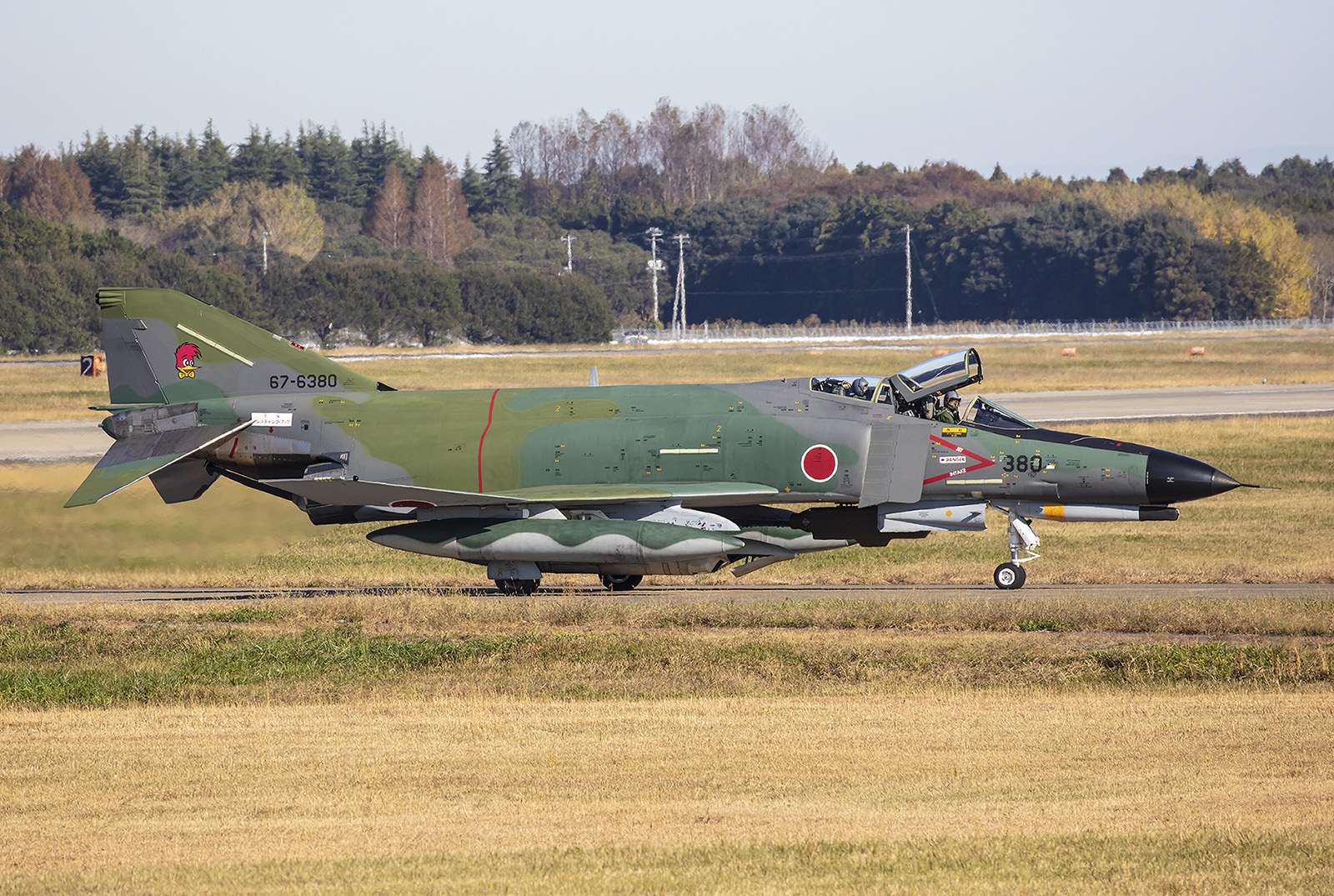 Jeden Morgen machte eine RF-4 einen simulierten Start und ging anschließend zurück in den Hangar.